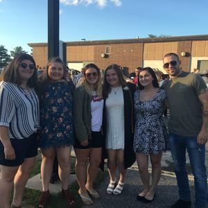 Meet your Posher, Neely